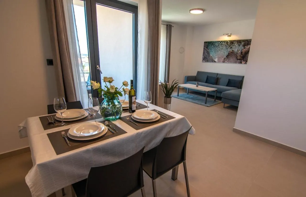 Luxury Apartment Grotta With Sea View And Swimming Pool Premantura 0*,  Chorvatsko