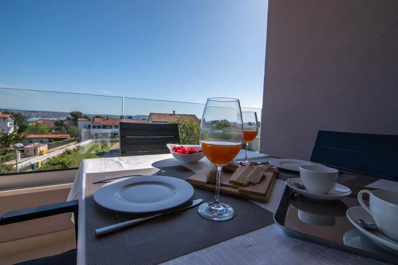 Luxury Apartment Grotta With Sea View And Swimming Pool Premantura Chorvatsko