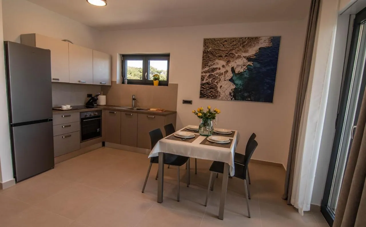 Luxury Apartment Grotta With Sea View And Swimming Pool Premantura Croatia
